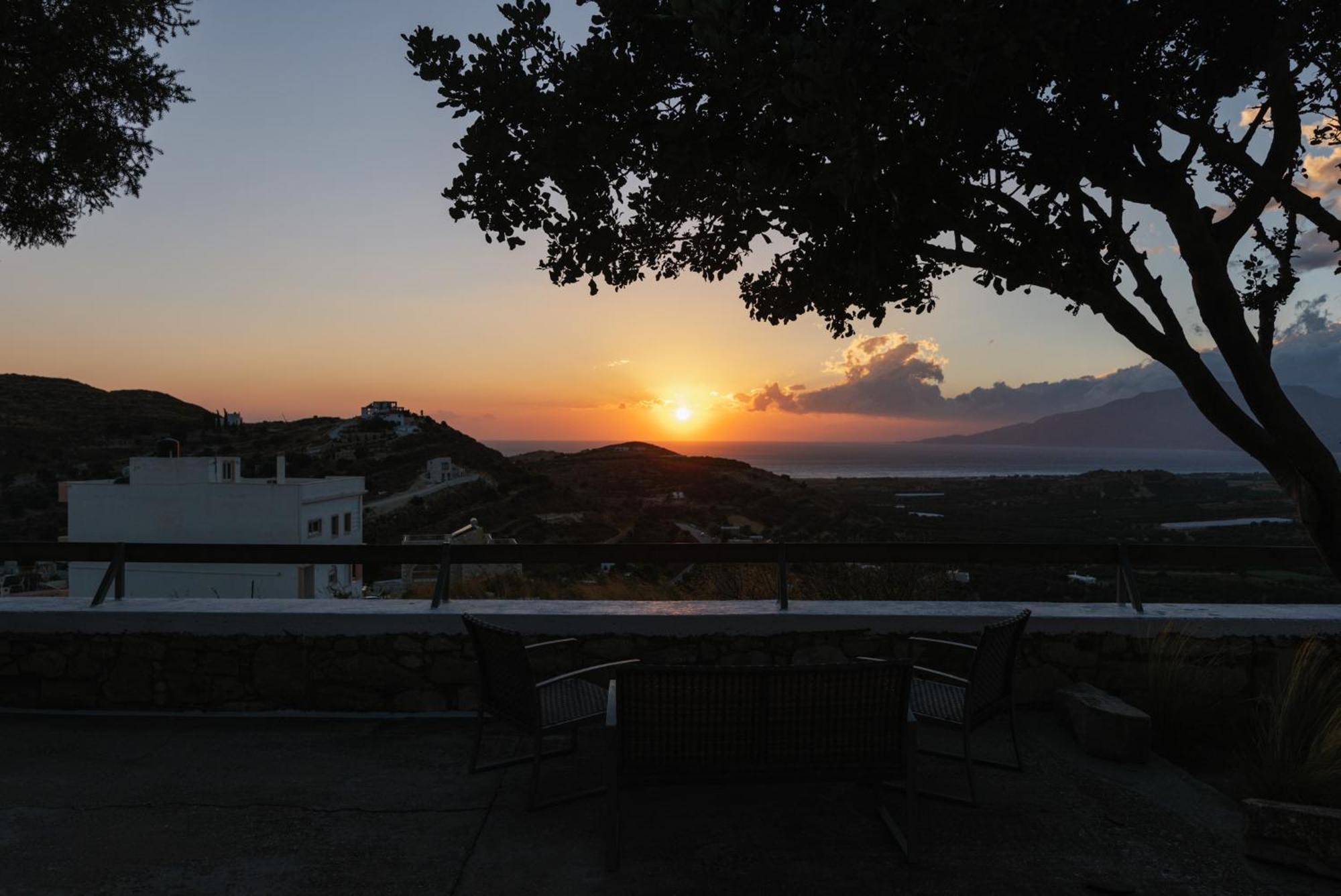 Ovgora - Ismini Sea View Room In Kamilari Village Экстерьер фото